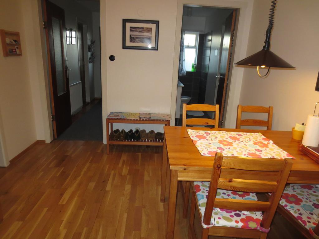 Teigur Guesthouse Akranes Exteriör bild