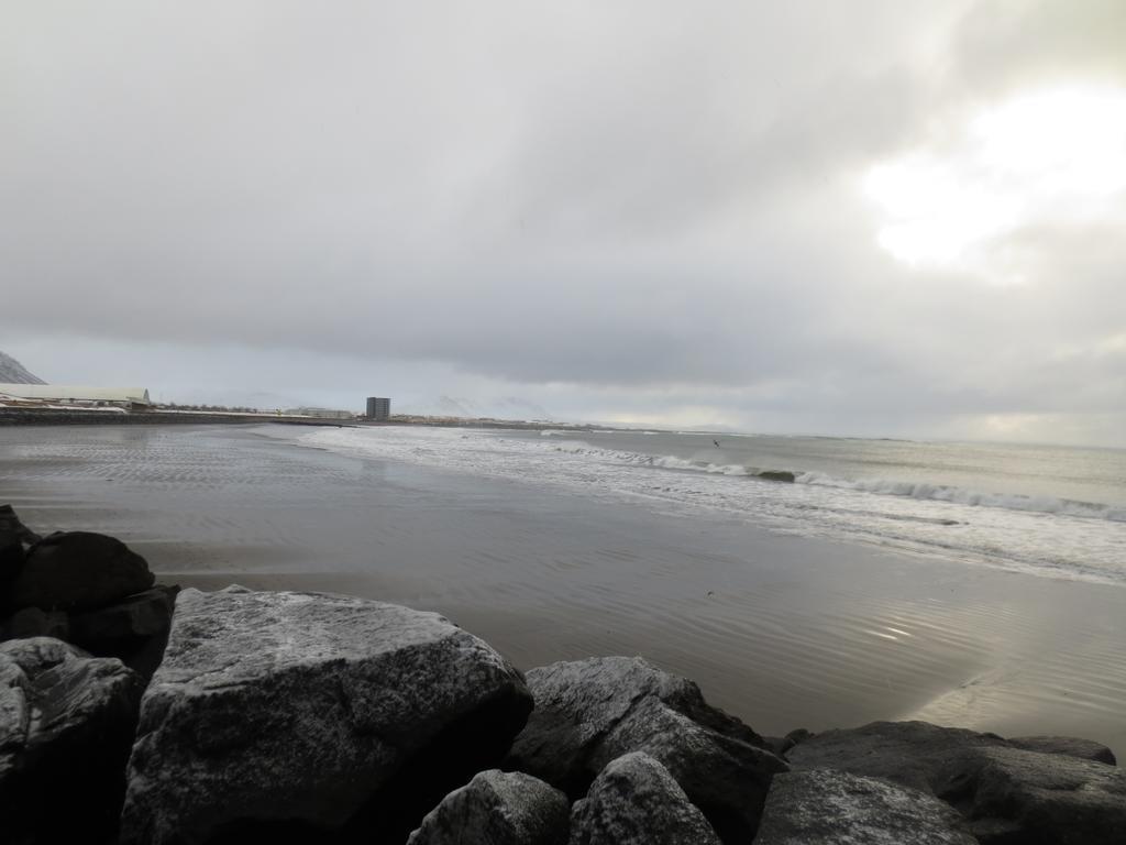 Teigur Guesthouse Akranes Exteriör bild