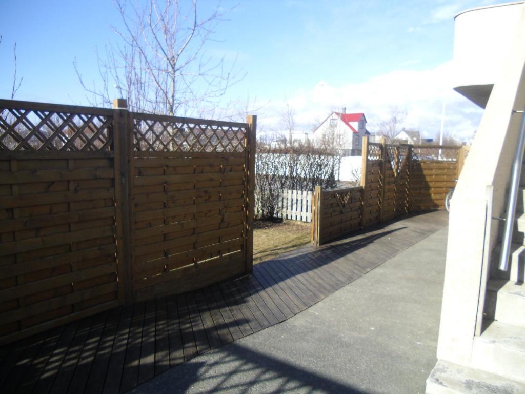 Teigur Guesthouse Akranes Exteriör bild