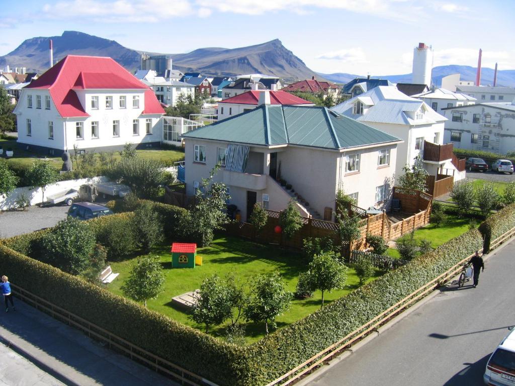 Teigur Guesthouse Akranes Exteriör bild